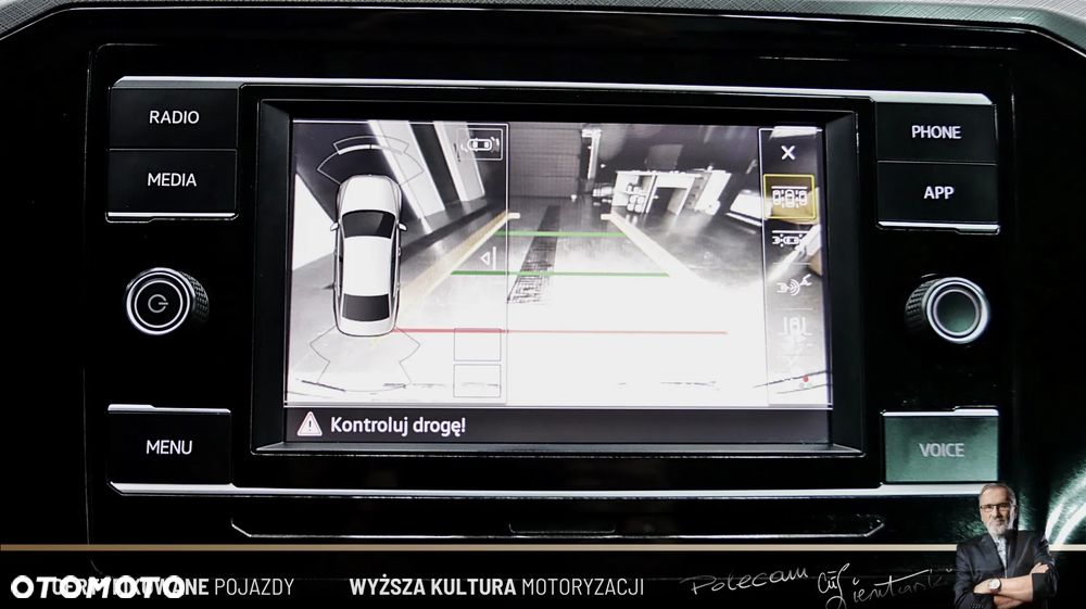 Volkswagen Passat 2.0 TSI Business DSG - 22