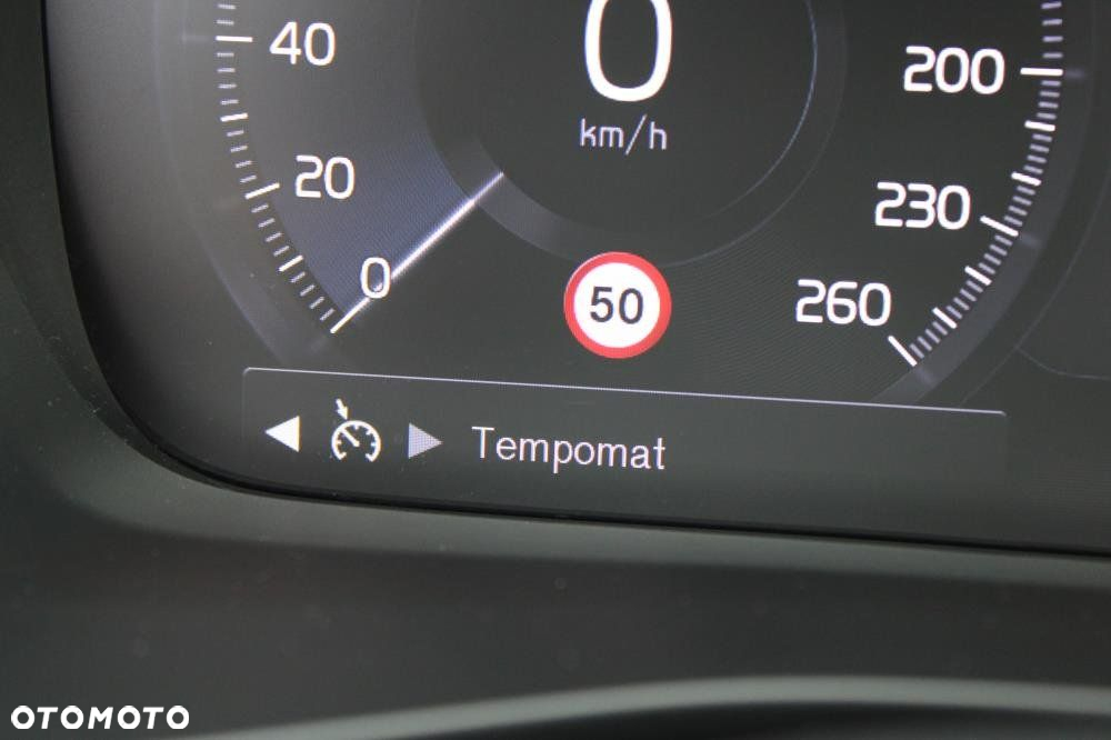 Volvo XC 40 - 19