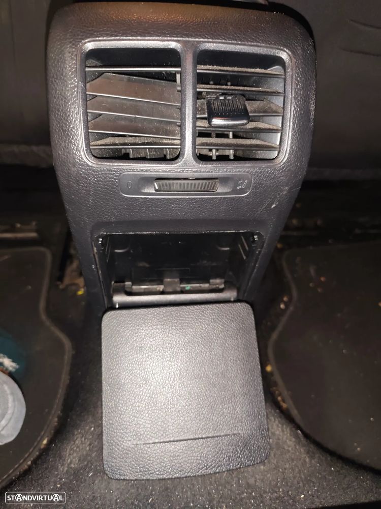 VW Golf 2.0 TDi BlueMotion Edition - 10