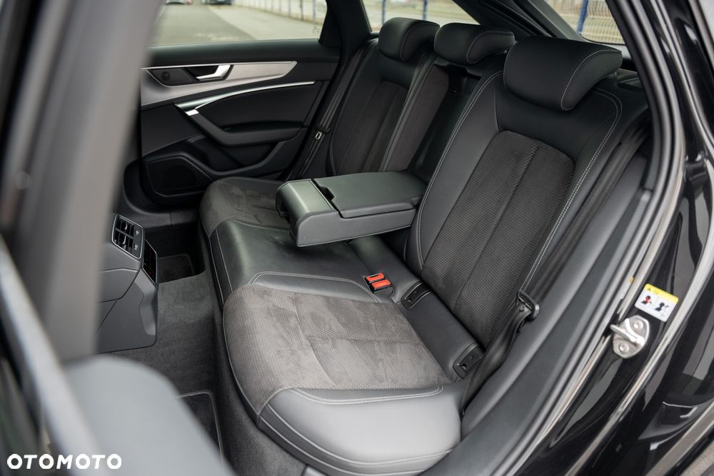 Audi A6 Avant 55 TFSI e quattro S tronic sport - 35