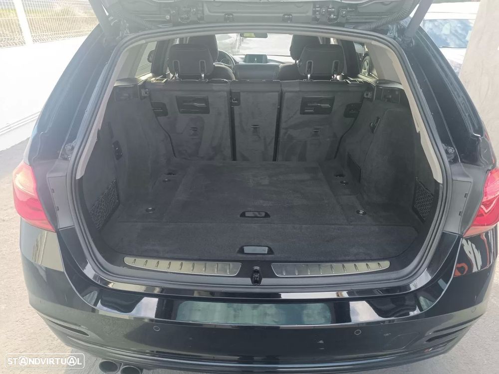 BMW 320 d Aut. Sport Line - 12
