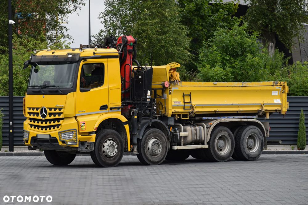 Mercedes-Benz AROCS 3243 / 8x4 / EURO 6 / HDS PALFINGER EPSILON Q170Z / ROTATOR / CHYWTAK / STEROWANIE RADIOWE / WYWROTKA / HYDROBURTA / AUTOMAT / SYSTEM KAMER CYFROWYCH / KAMERA COFANIA / NAWIGACJA / HAK / NISKI PRZEBIEG / 2017 / SERWISOWANY / SPROWADZONY - 1