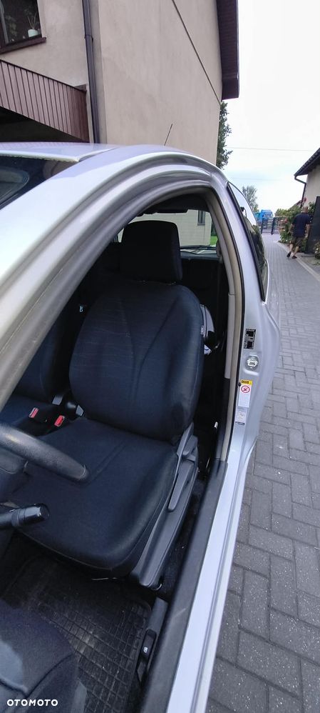 Toyota Yaris 1.3 Luna A/C - 10