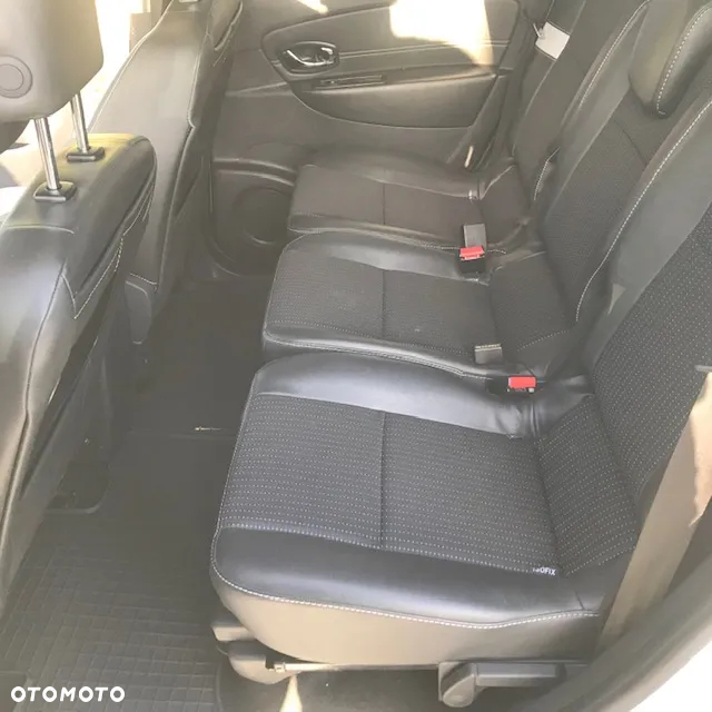 Renault Grand Scenic dCi 110 EDC LIMITED - 17
