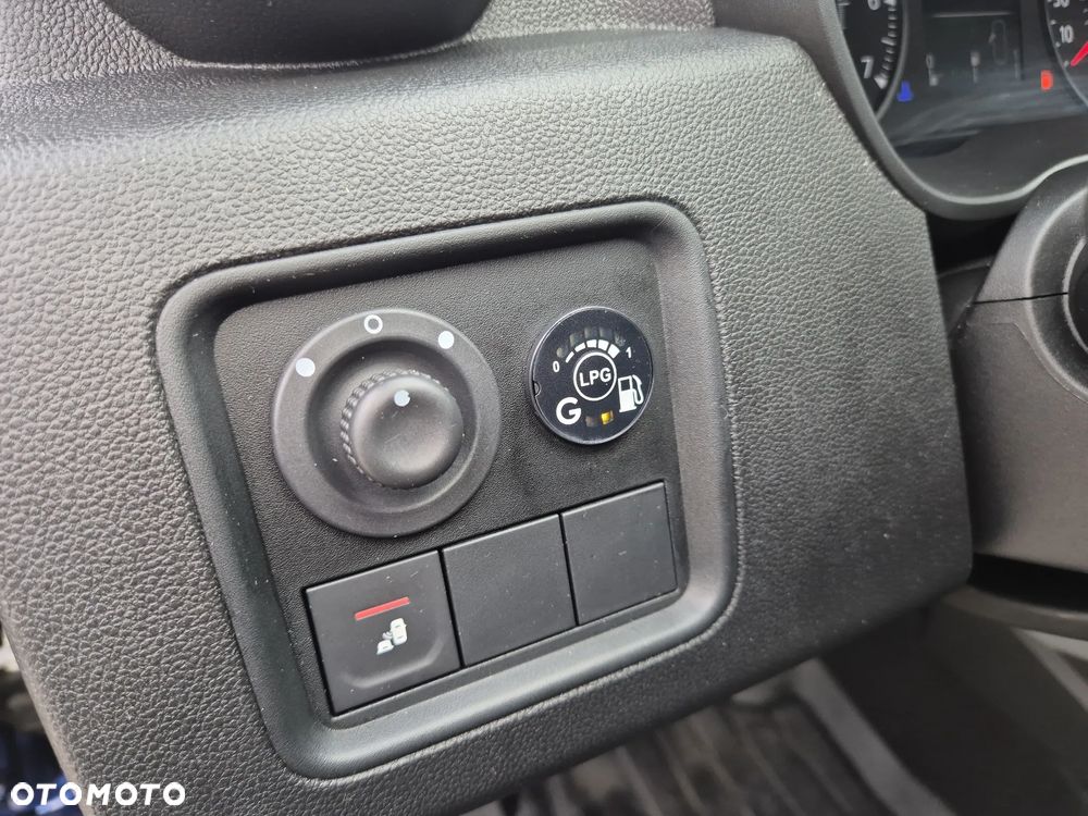 Dacia Duster 1.0 TCe SL Celebration - 14
