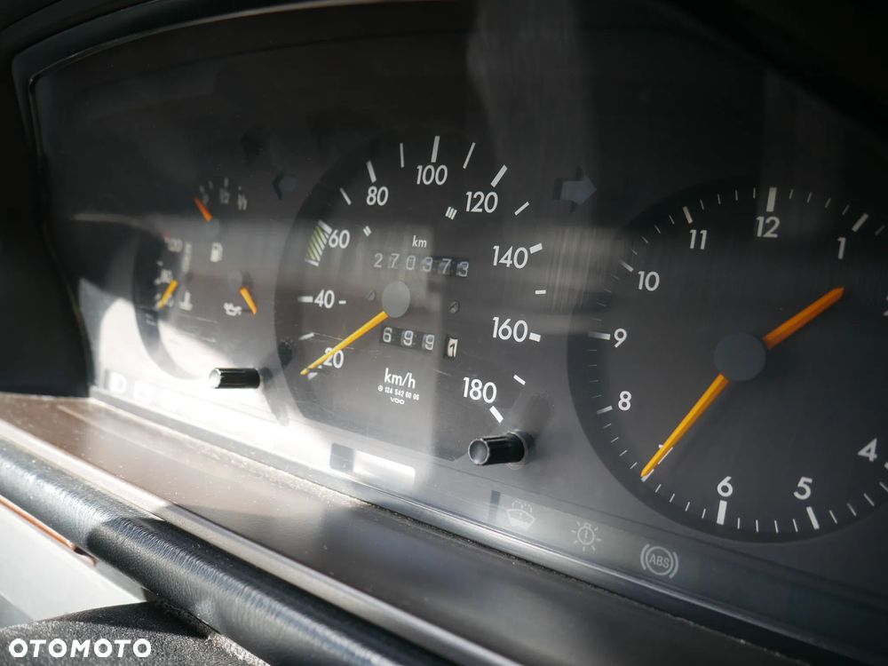 Mercedes-Benz W124 (1984-1993) - 20
