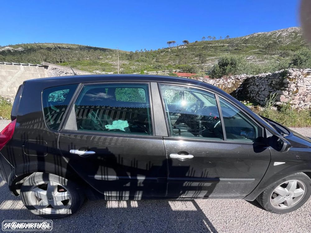 Renault Scénic 1.5 dCi Dynamique - 9