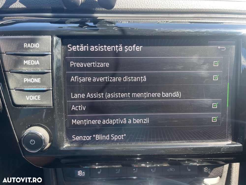 Skoda Superb 2.0 TDI DSG Style - 13