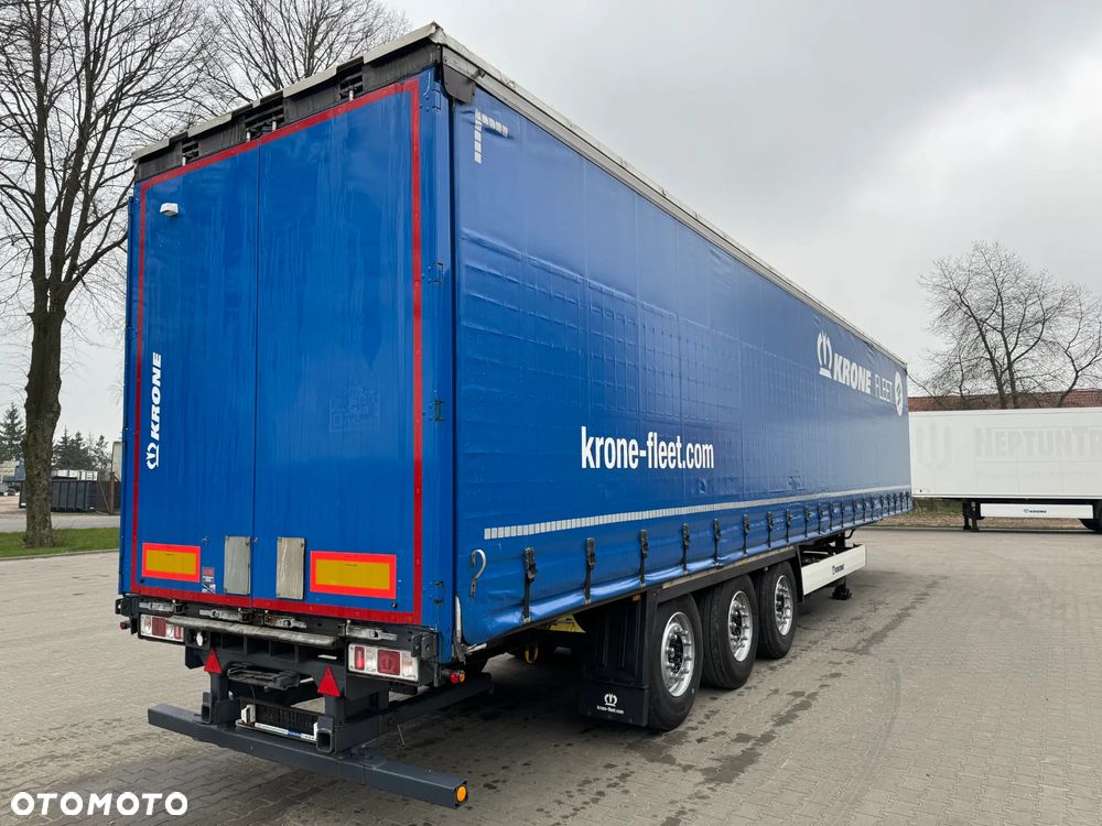 Krone SD Firanka Certyfikat XL, Dach podnoszony - 3