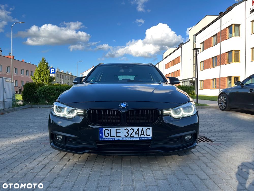 BMW Seria 3 320d Sport Line Shadow - 7