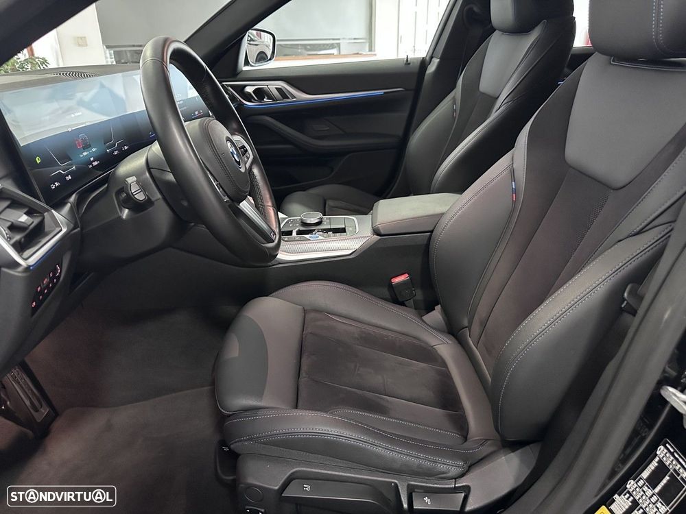 BMW i4 eDrive35 Edição Desportiva M - 19