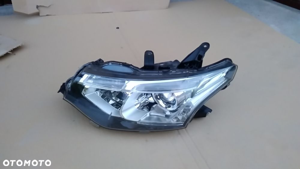 MITSUBISHI OUTLANDER III REFLEKTOR LAMPA LEWA PRZÓD XENON 12-15 - 1