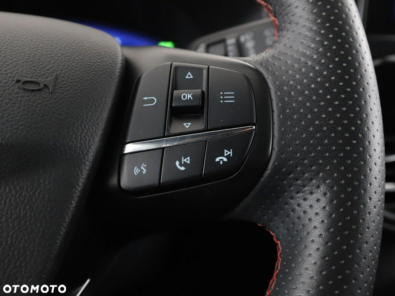 Ford Kuga 2.5P PHEV FWD ST-Line X eCVT - 35