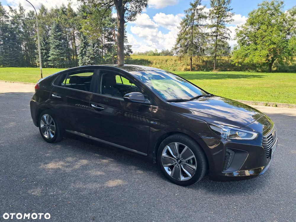 Hyundai IONIQ Hybrid Premium - 15