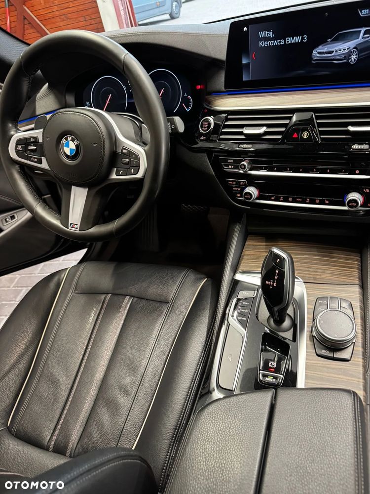 BMW Seria 5 520d Luxury Line - 10