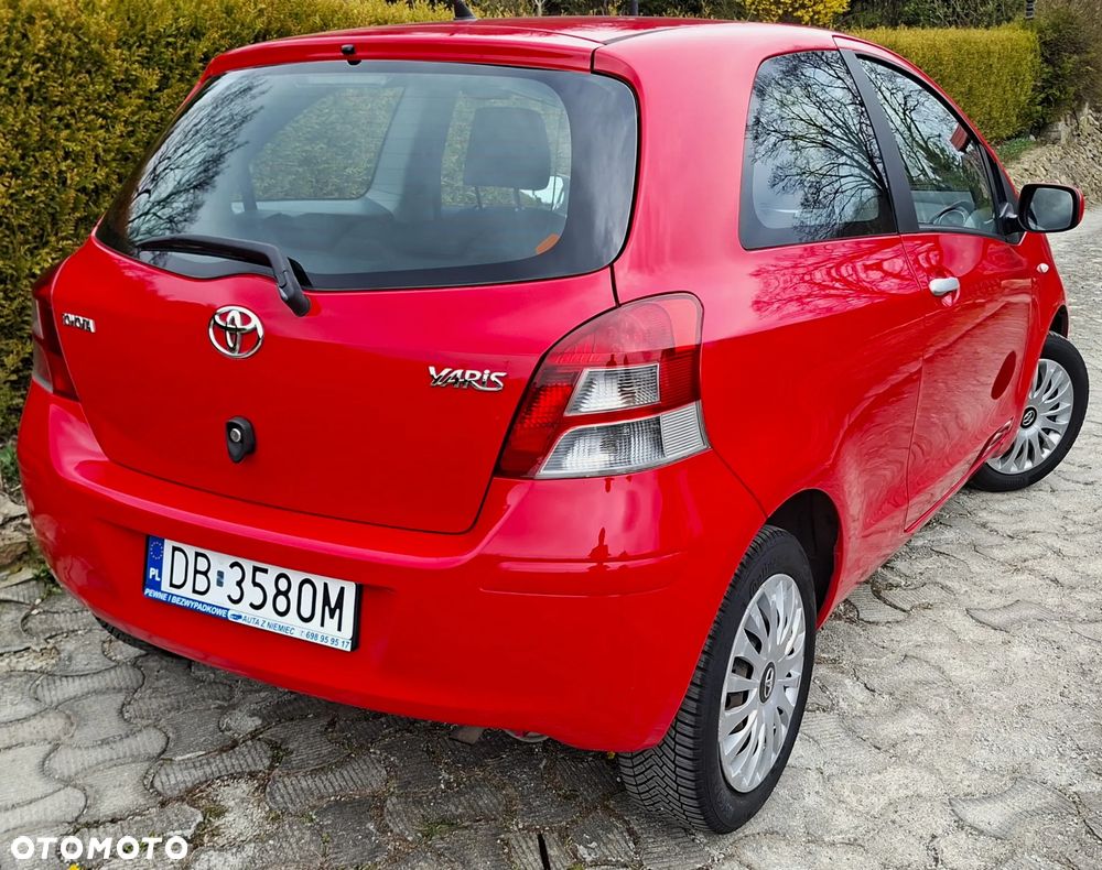 Toyota Yaris 1.0 VVT-i Sol - 3