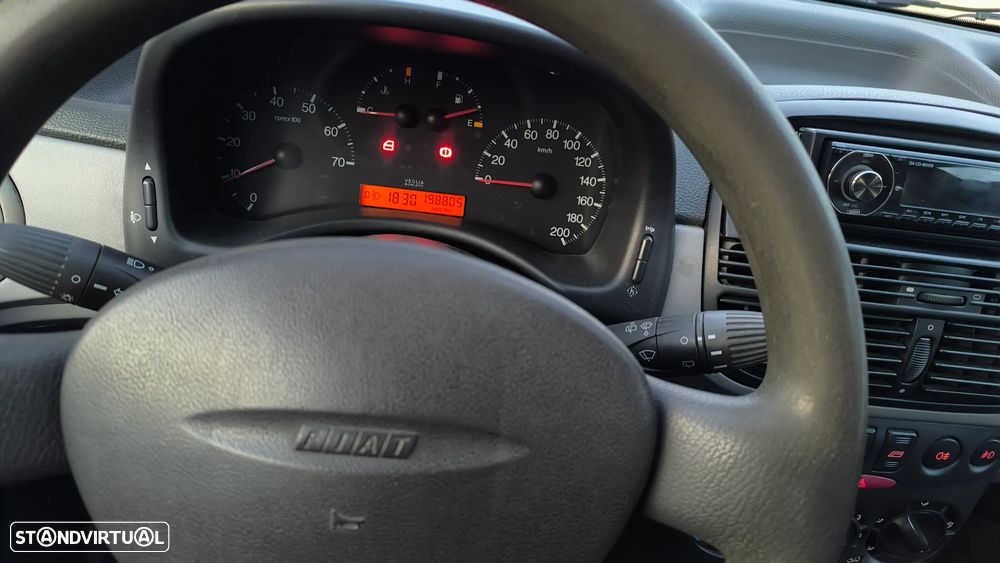 Fiat Punto 1.9 JTD HLX - 37