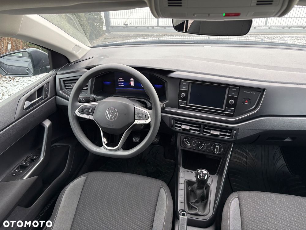 Volkswagen Polo 1.0 MPI Life - 11