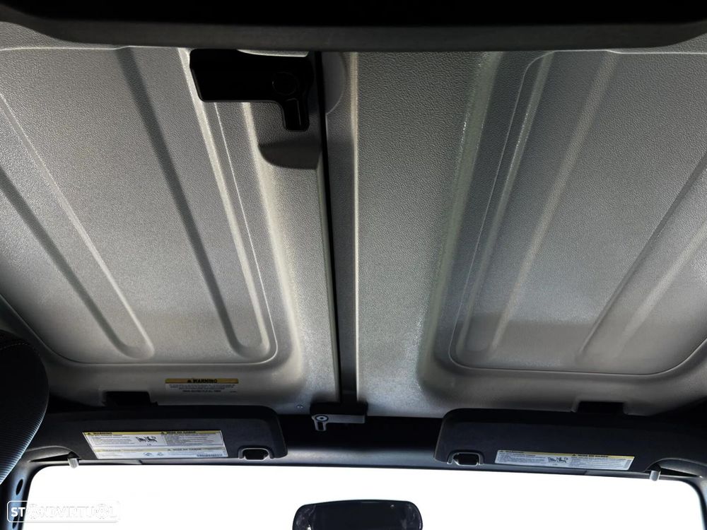 Jeep Wrangler - 16