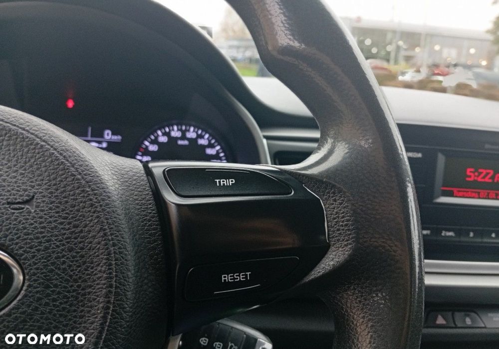 Kia Rio - 29