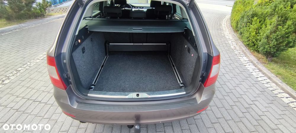 Skoda Superb 1.8 TSI Elegance DSG - 12