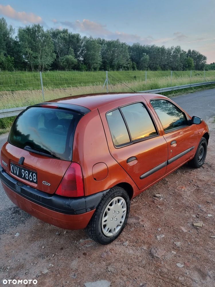 Renault Clio - 5