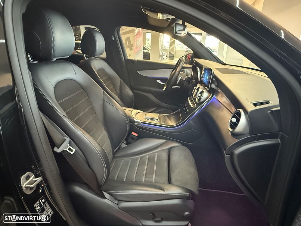 Mercedes-Benz GLC 200 d Coupe 4Matic 9G-TRONIC AMG Line - 9