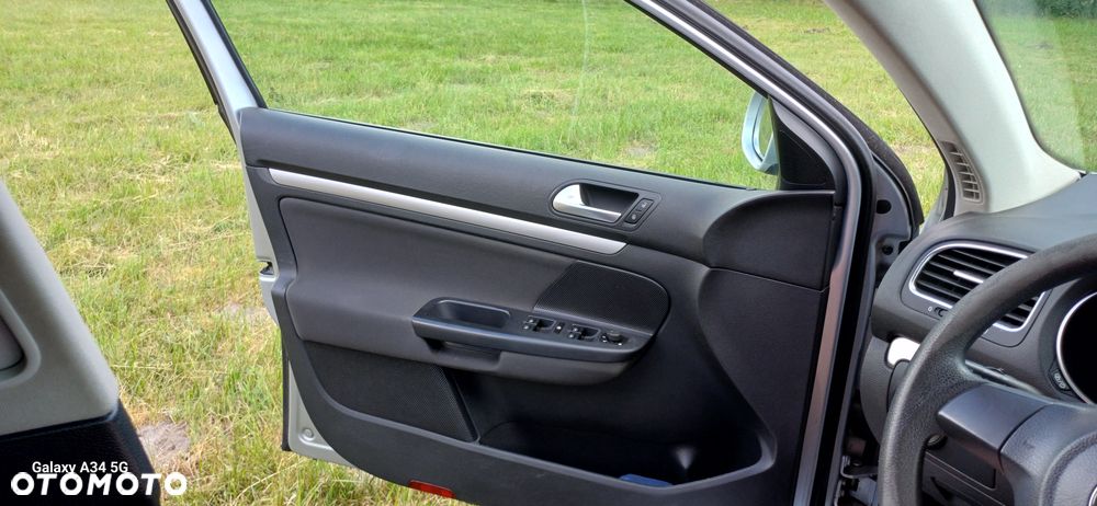 Volkswagen Golf 1.6 TDI Comfortline - 13