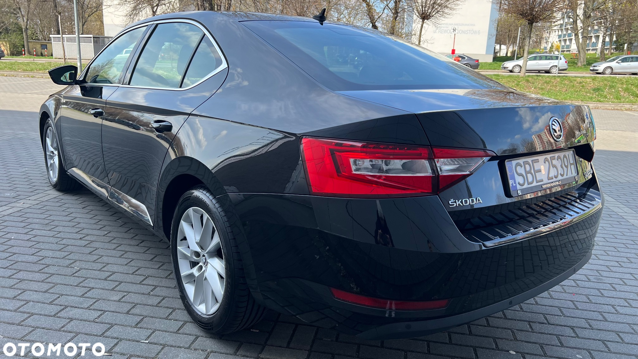 Skoda Superb 1.6 TDI Ambition - 4