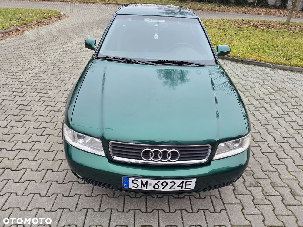 Audi A4 Limousine - 3