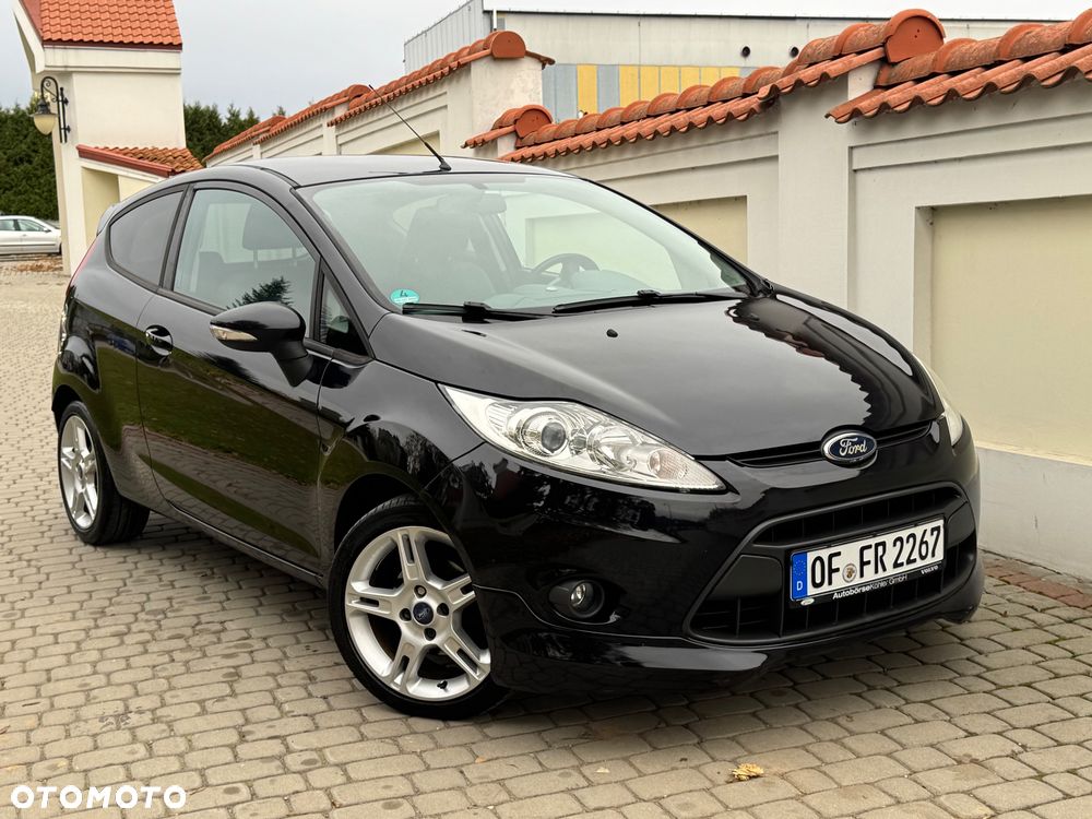 Ford Fiesta 2011 photo 4