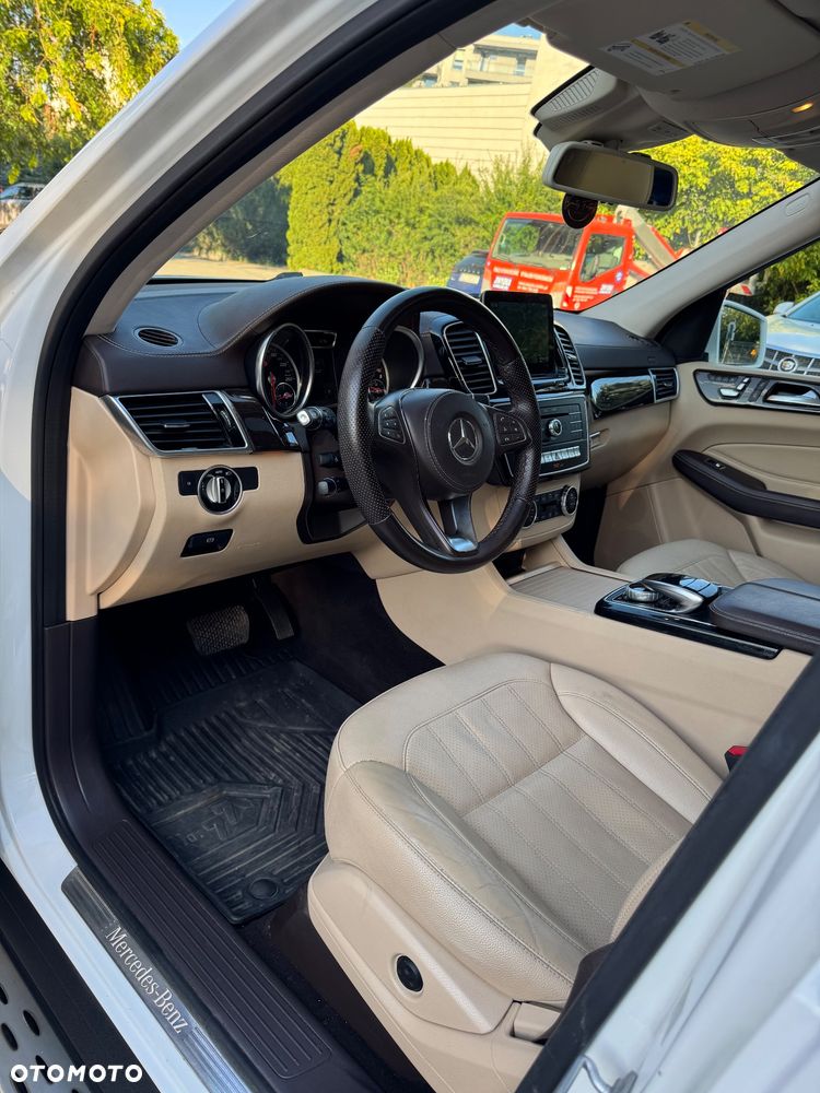 Mercedes-Benz GLS 400 4-Matic - 9