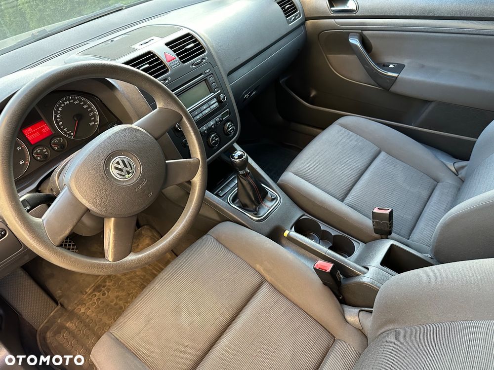 Volkswagen Golf - 3