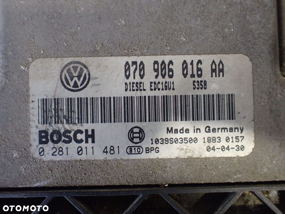 KOMPUTER SILNIKA VOLKSWAGEN TOUAREG 5.0 070906016AA - 3