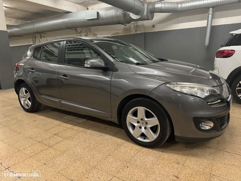 Renault Mégane dCi 90 FAP Paris - 3