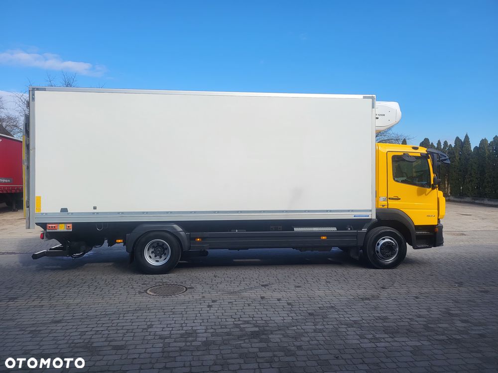 Mercedes-Benz **Mercedes Atego 1524 Chłodnia + Winda Euro 6 2018 / 240 tys. km / 15 EP / Pneumatyka / Tempomat** - 4