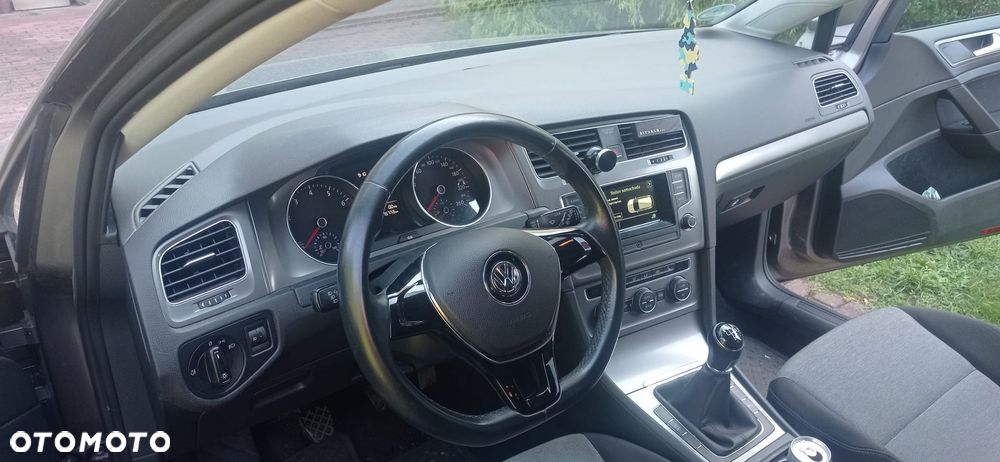 Volkswagen Golf - 4