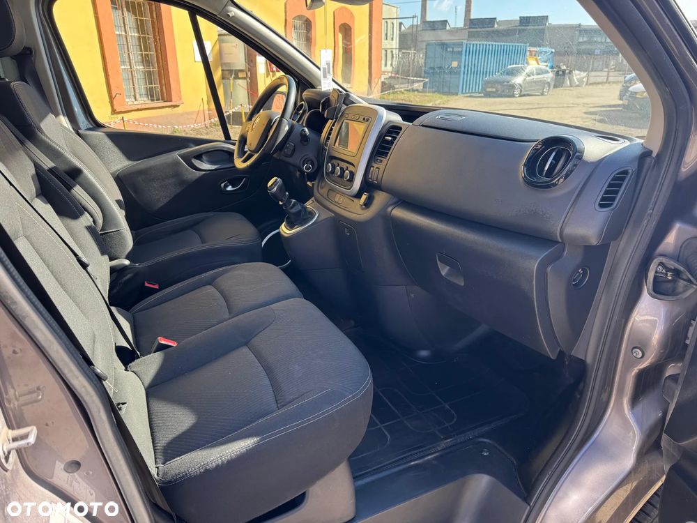 Renault Trafic 2.0 dCi - 8