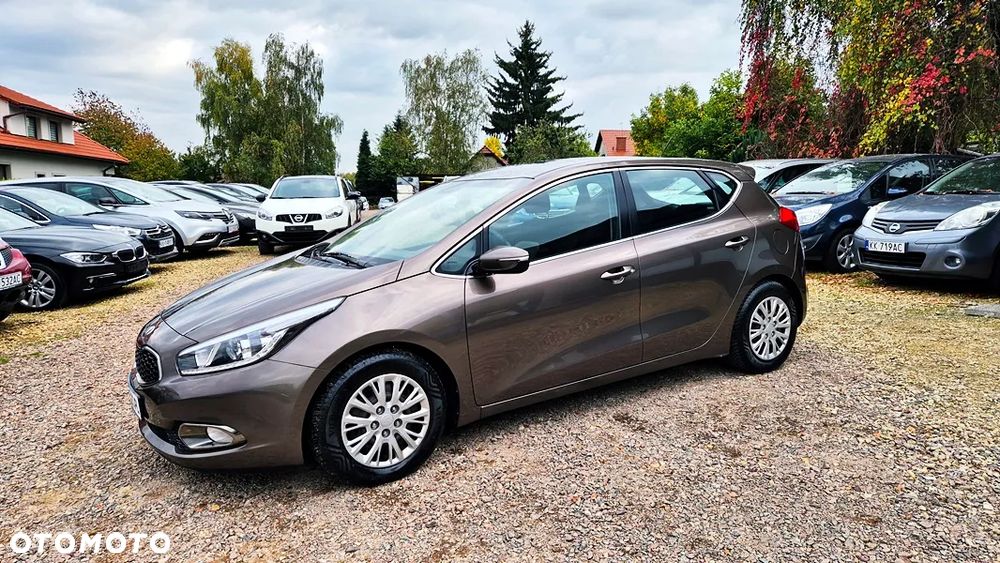Kia Ceed 1.6 GDI XL - 24