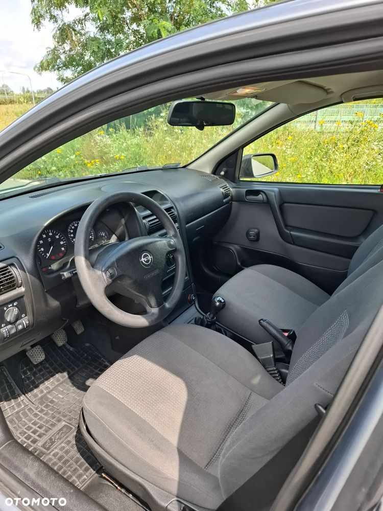 Opel Astra 1.4 111 - 20