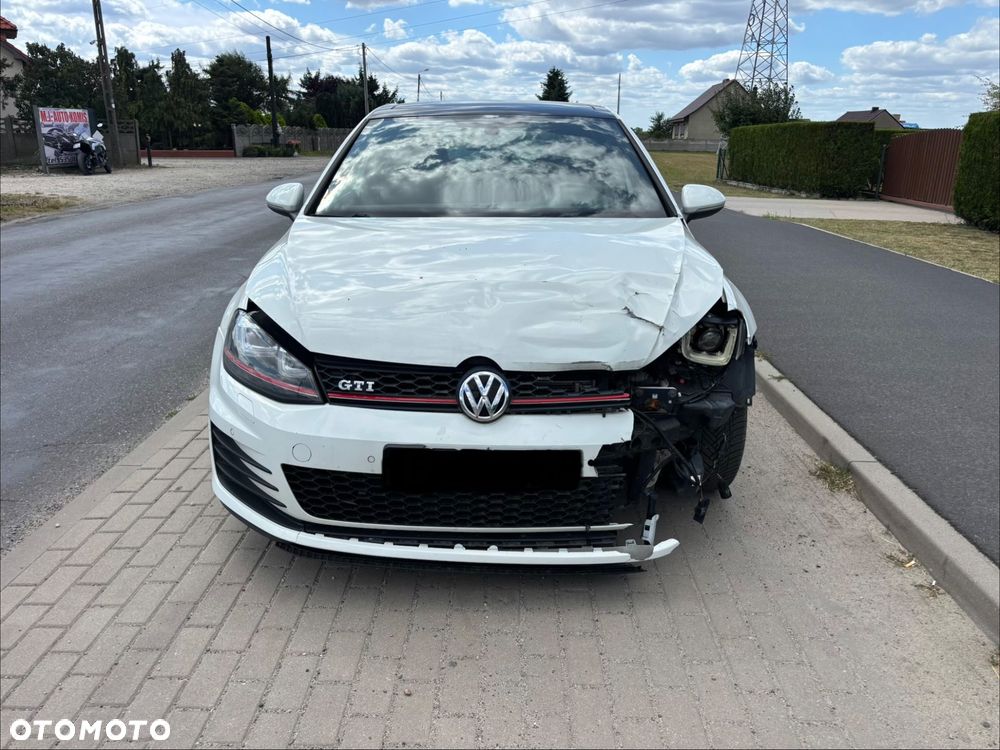 Volkswagen Golf GTI BlueMotion Technology DSG - 5