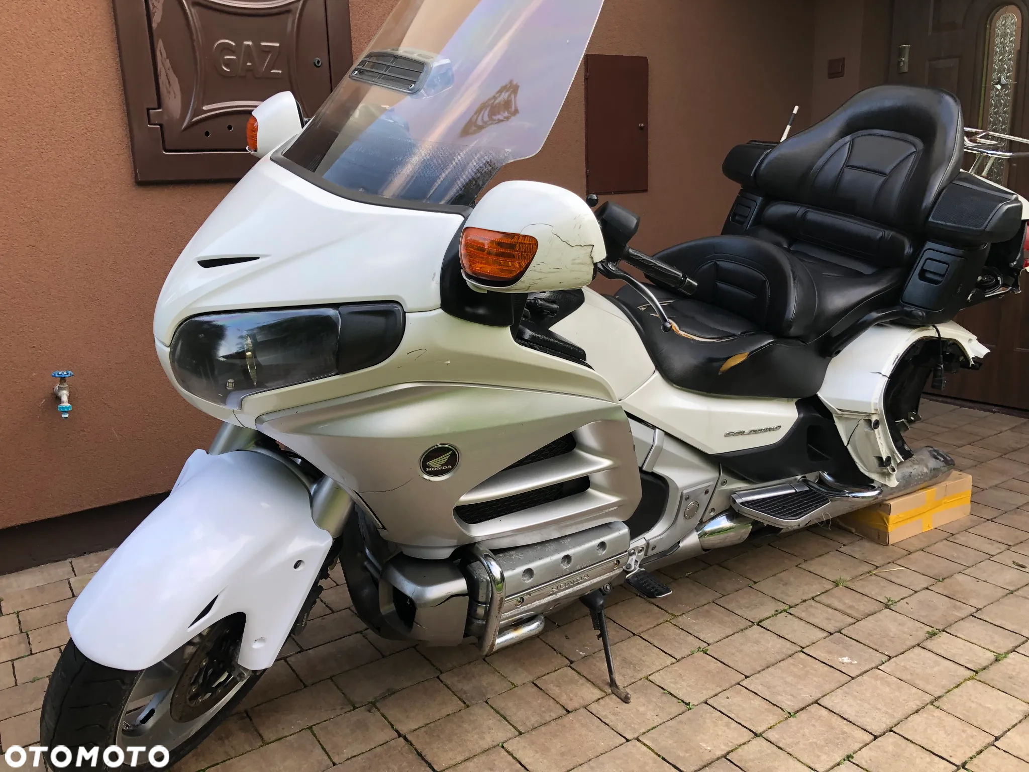 Honda GL - 8