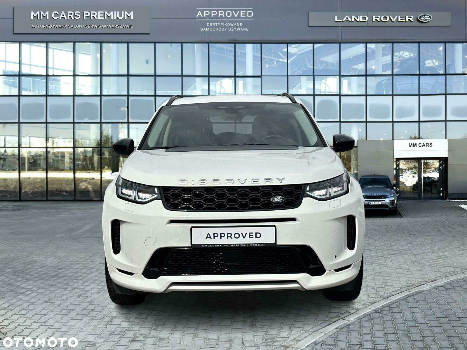 Land Rover Discovery Sport - 8