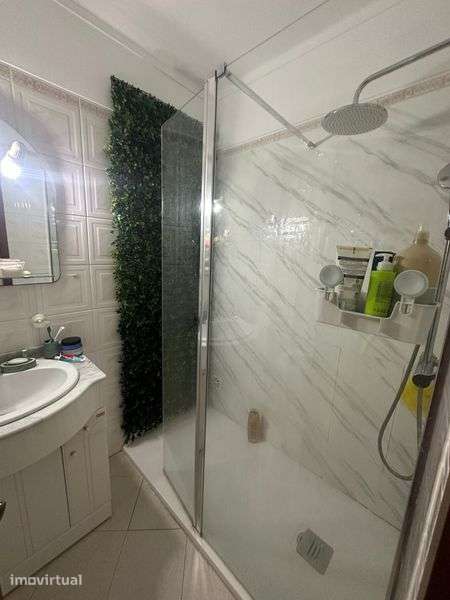 Apartamento T2 - 7 andar, vista ria - Grande imagem: 4/8