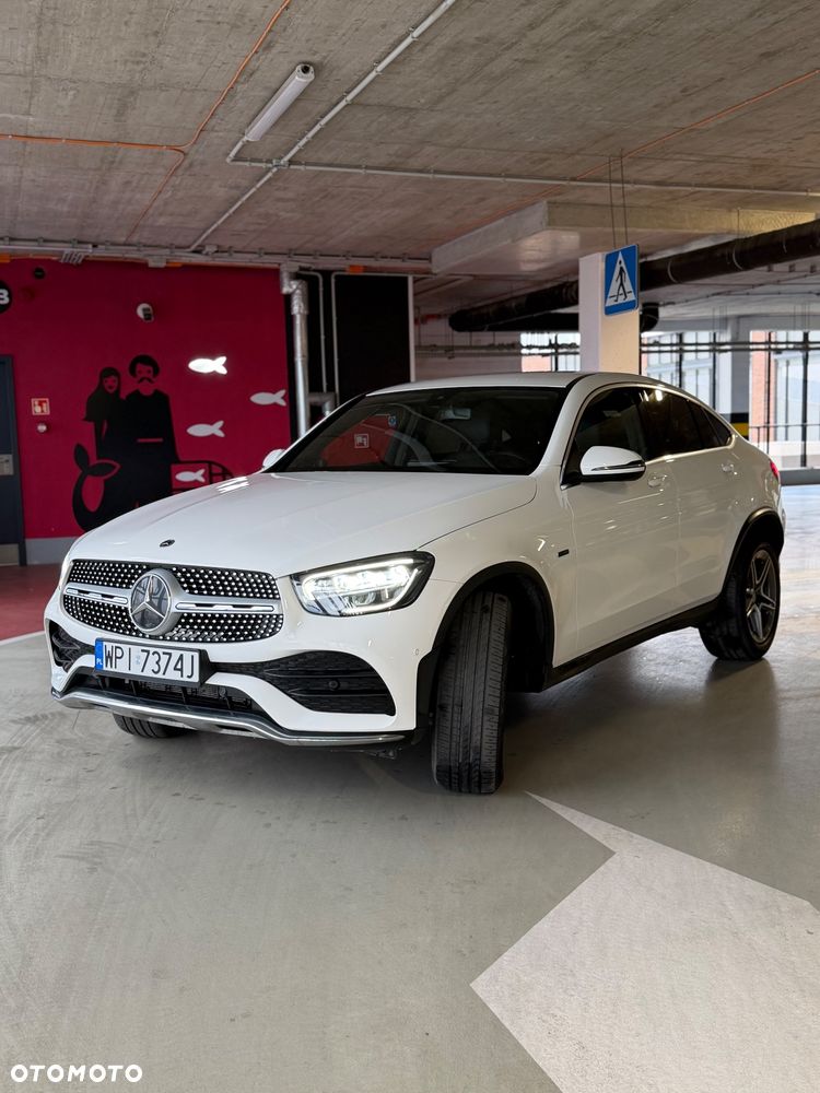 Mercedes-Benz GLC 300 de 4-Matic AMG Line - 1