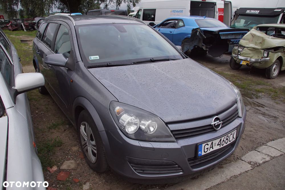 Auto na części - Opel Astra H III 1.7 CDTI 101 KM Z17DTH F23 Z155 2004R Silnik Skrzynia Drzwi Maska Błotnik Zderzak Klapa Lampa Lusterko Klamka Szyba Deska Kokpit Sterownik Moduł Czujnik Licznik Wyświetlacz Panel Kierownica - 7