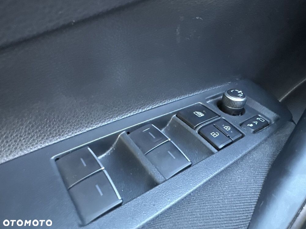 Toyota Corolla - 20