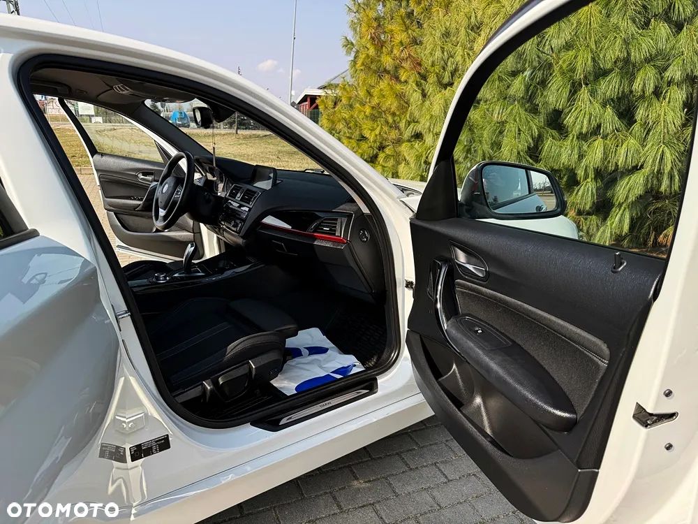 BMW Seria 1 118i Sport Line - 21