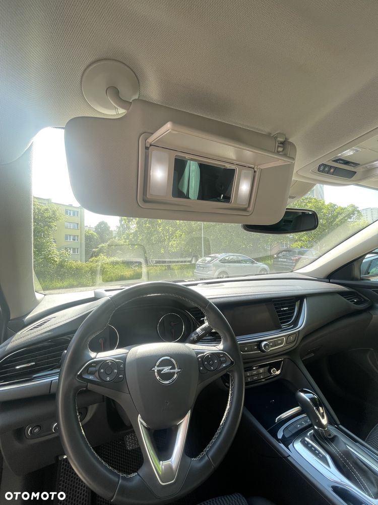 Opel Insignia 1.5 T GPF Exclusive S&S - 9