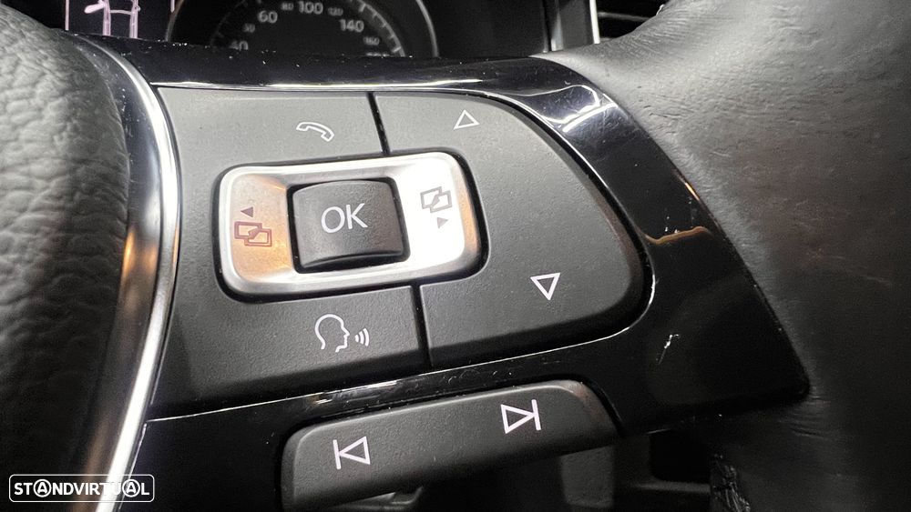 VW Golf Variant 1.6 TDi Confortline - 42